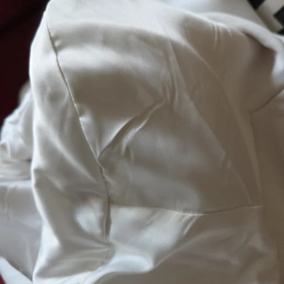 Good American Women's Luxe Suiting Boyfriend Blazer - Picture 8 of 16